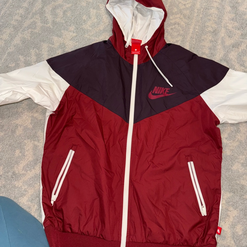 Nike windbreaker